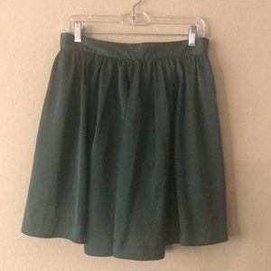 H&M green skirt
